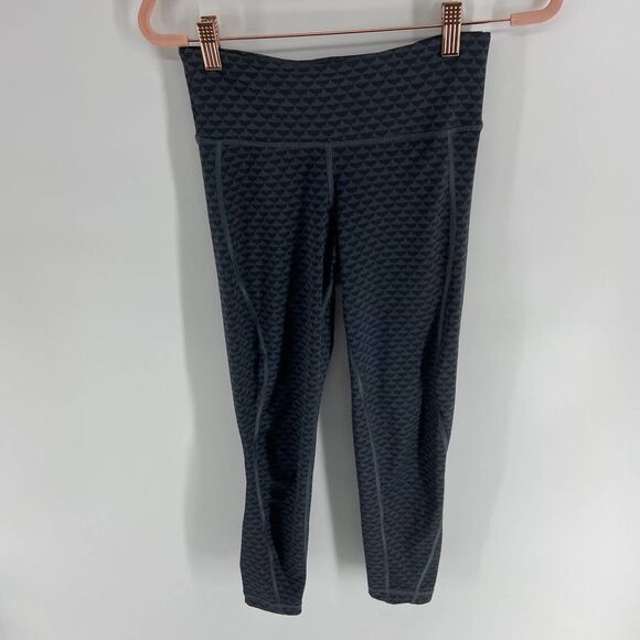 Vineyard Vines Whale Tail patterned Gray athletic workout Leggings womens xs - Picture 1 of 6